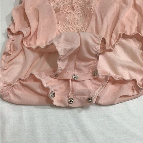 Formfit Rogers Vintage Baby Pink Bodysuit Mushroom Style Size 34/12 - Picture 8 of 14